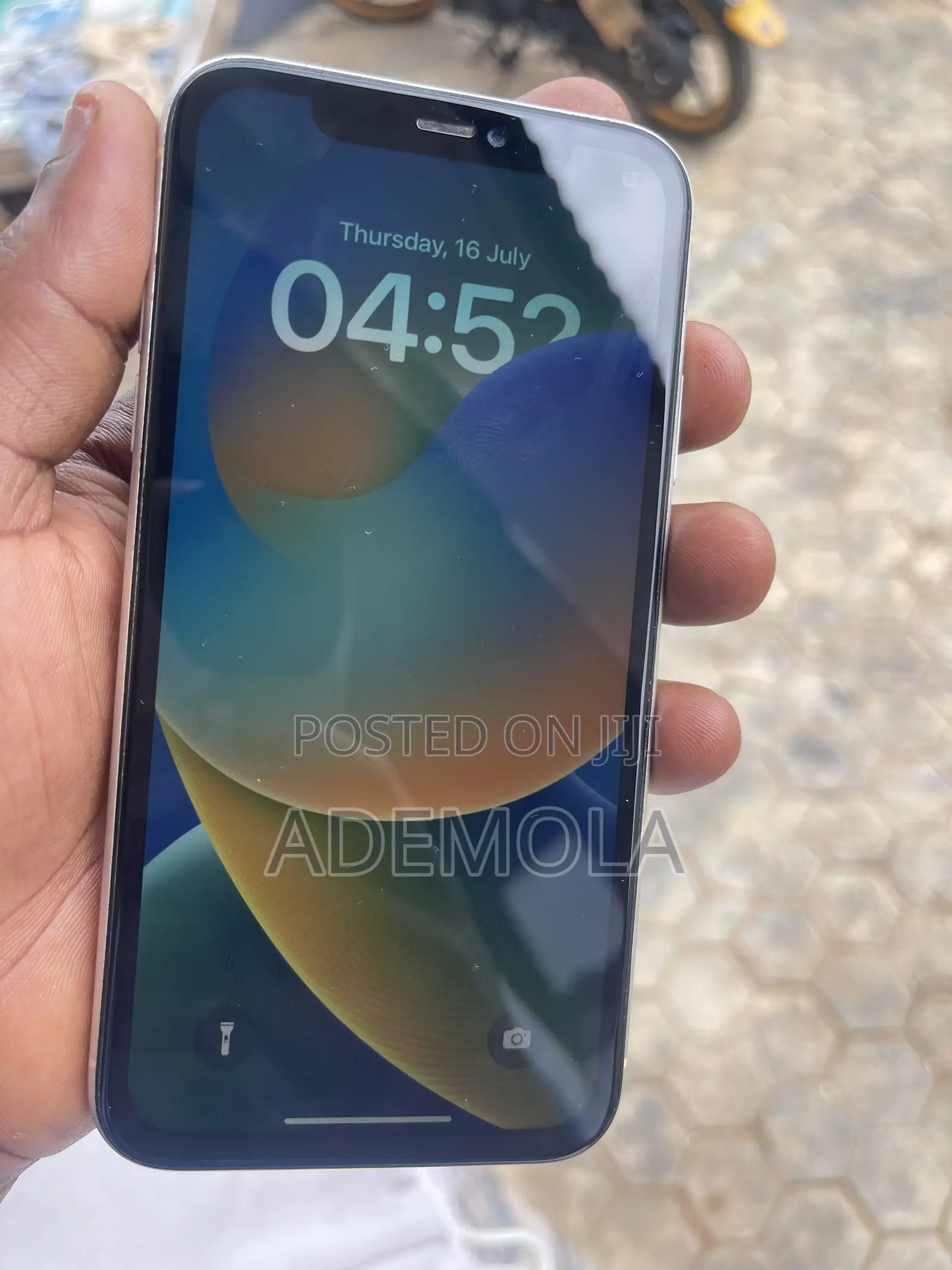 Apple iPhone 11 64 GB White