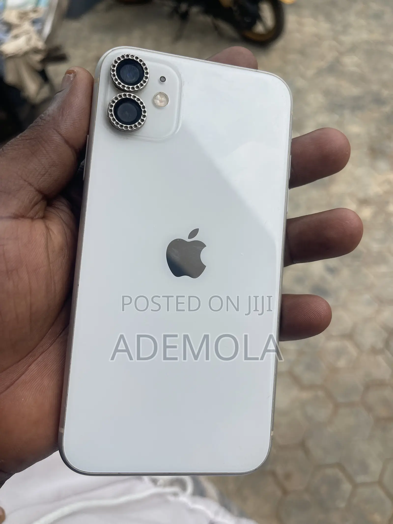 Apple iPhone 11 64 GB White