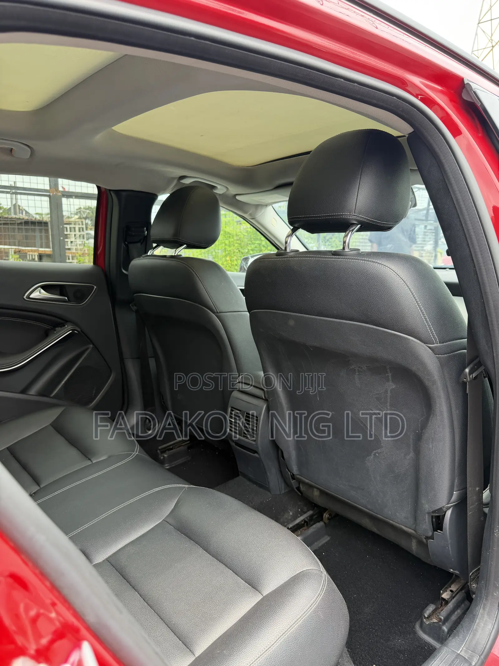 Mercedes-Benz GLA 250 2015 Red