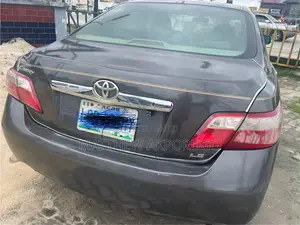 Toyota Camry 2008 Gray