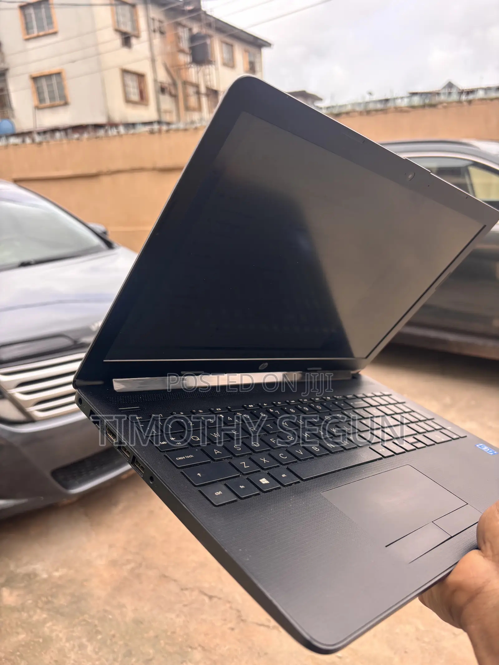 Laptop HP 4GB Nvidia HDD 1T