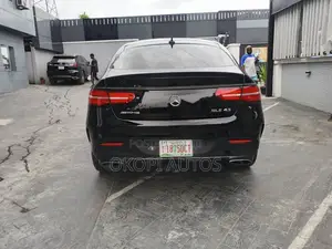 Mercedes-Benz GLE-Class 2018 Black
