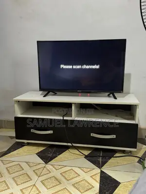 32-Inch Android Smart TV With TV Stand – Clean Working Perfectly