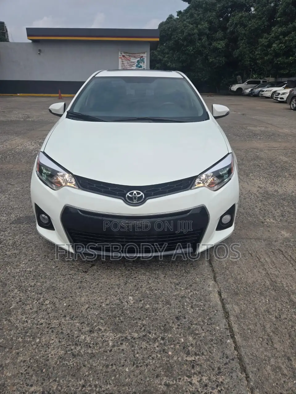 Toyota Corolla 2014 White