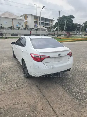 Toyota Corolla 2014 White