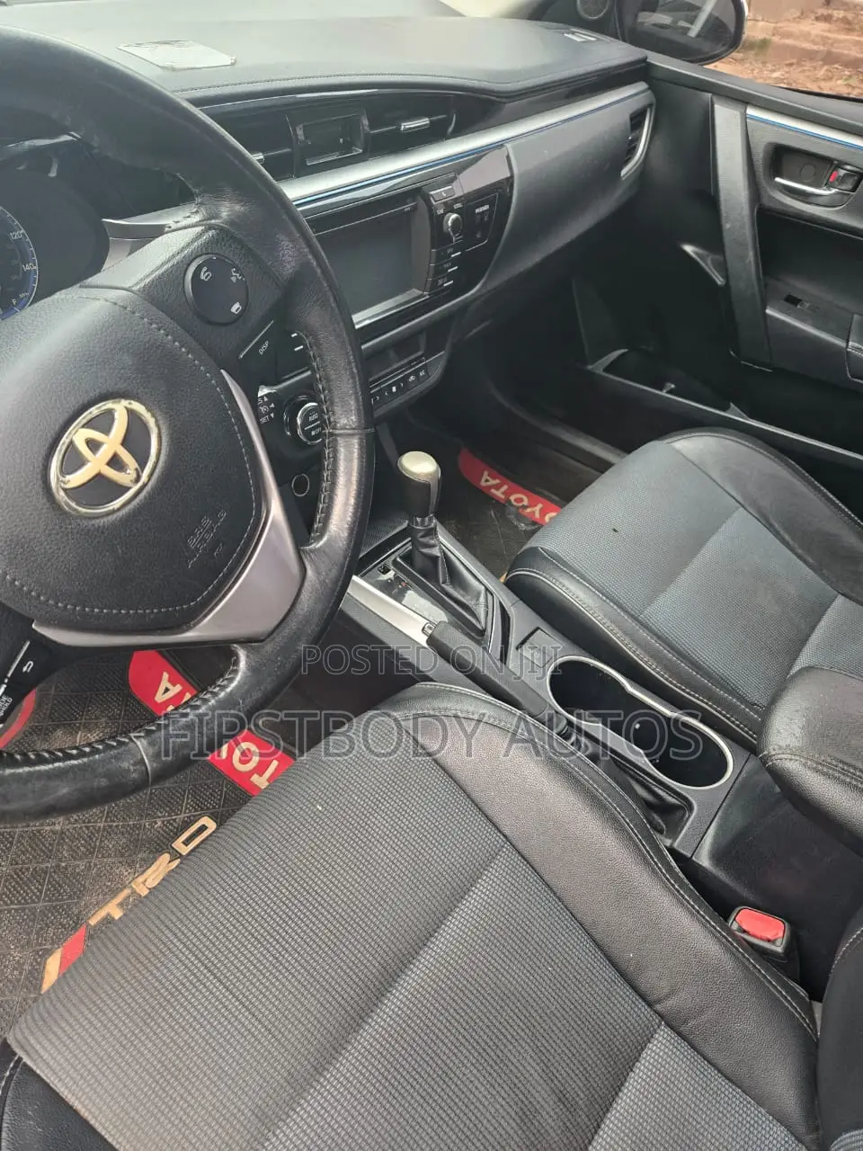Toyota Corolla 2014 White