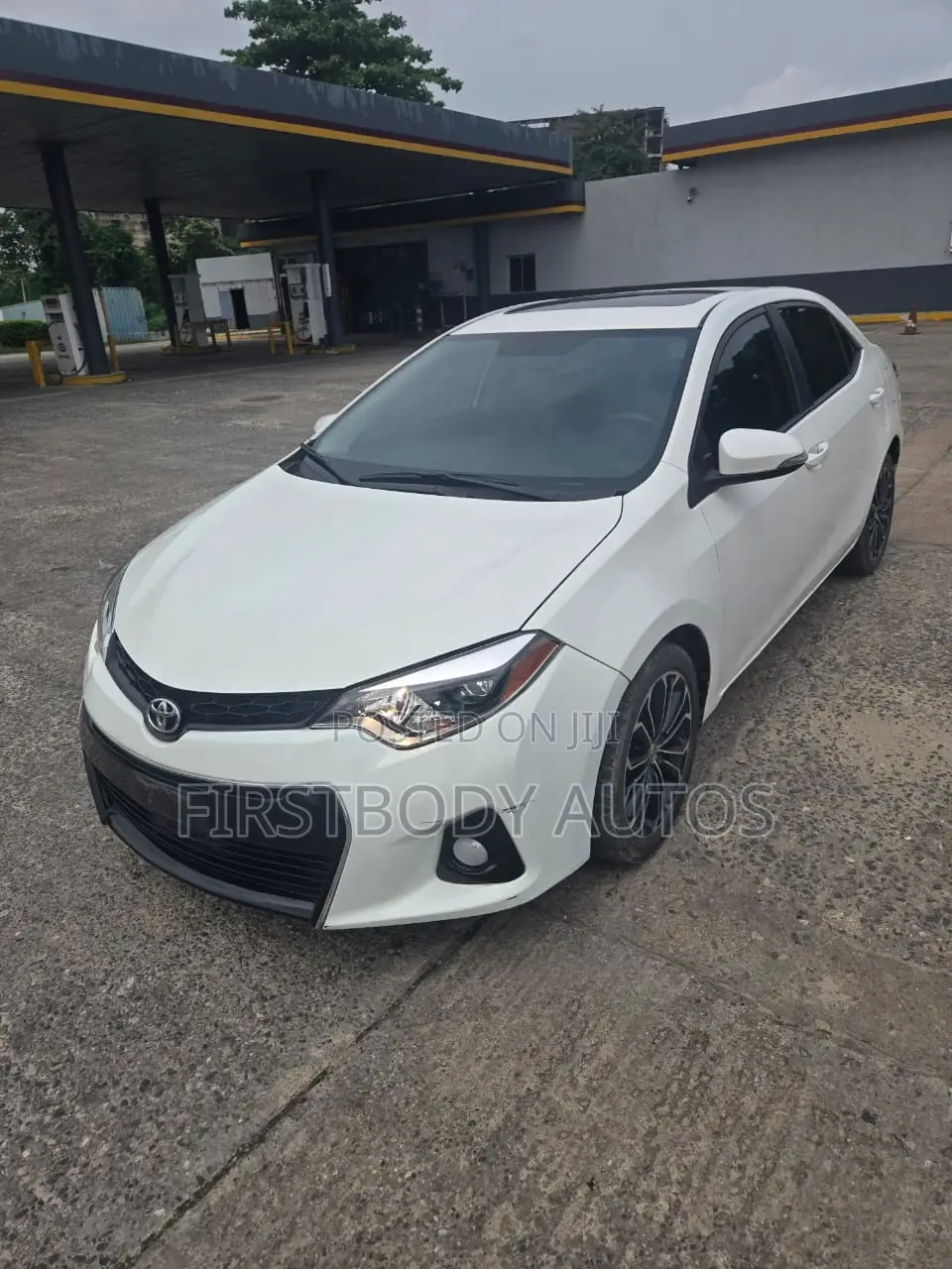 Toyota Corolla 2014 White