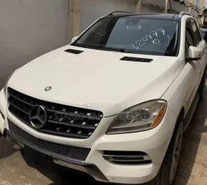 Mercedes-Benz 1722 2014 White