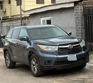 Toyota Highlander 2014