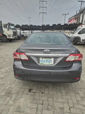 Toyota Corolla 2011 Gray