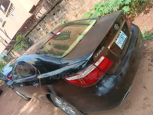 Lexus LS 2010 Black