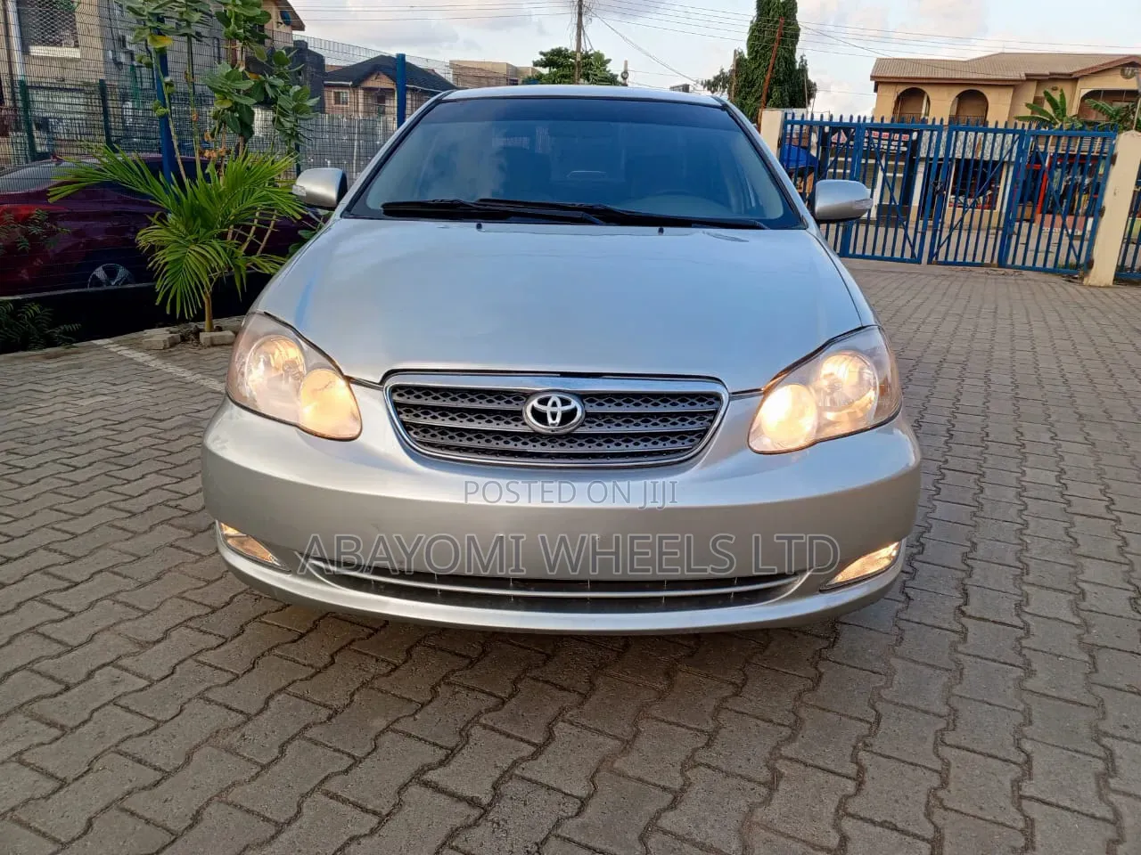 Toyota Corolla 2004 Silver