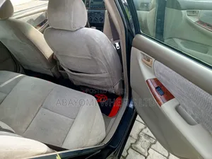 Toyota Corolla 2004 Silver