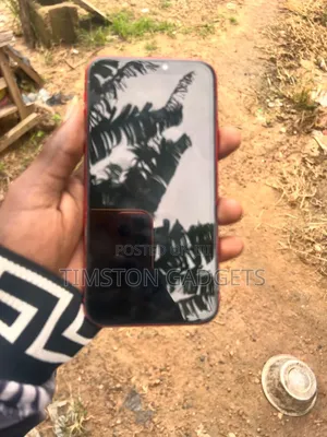 Apple iPhone 11 128 GB Red