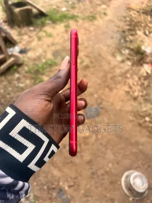Apple iPhone 11 128 GB Red