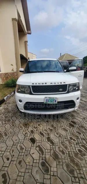 Land Rover Range Rover Sport Supercharged 4x4 (5.0L 8cyl 6A) 2010 White