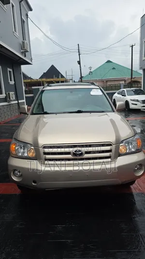 Toyota Highlander 2006 Gold