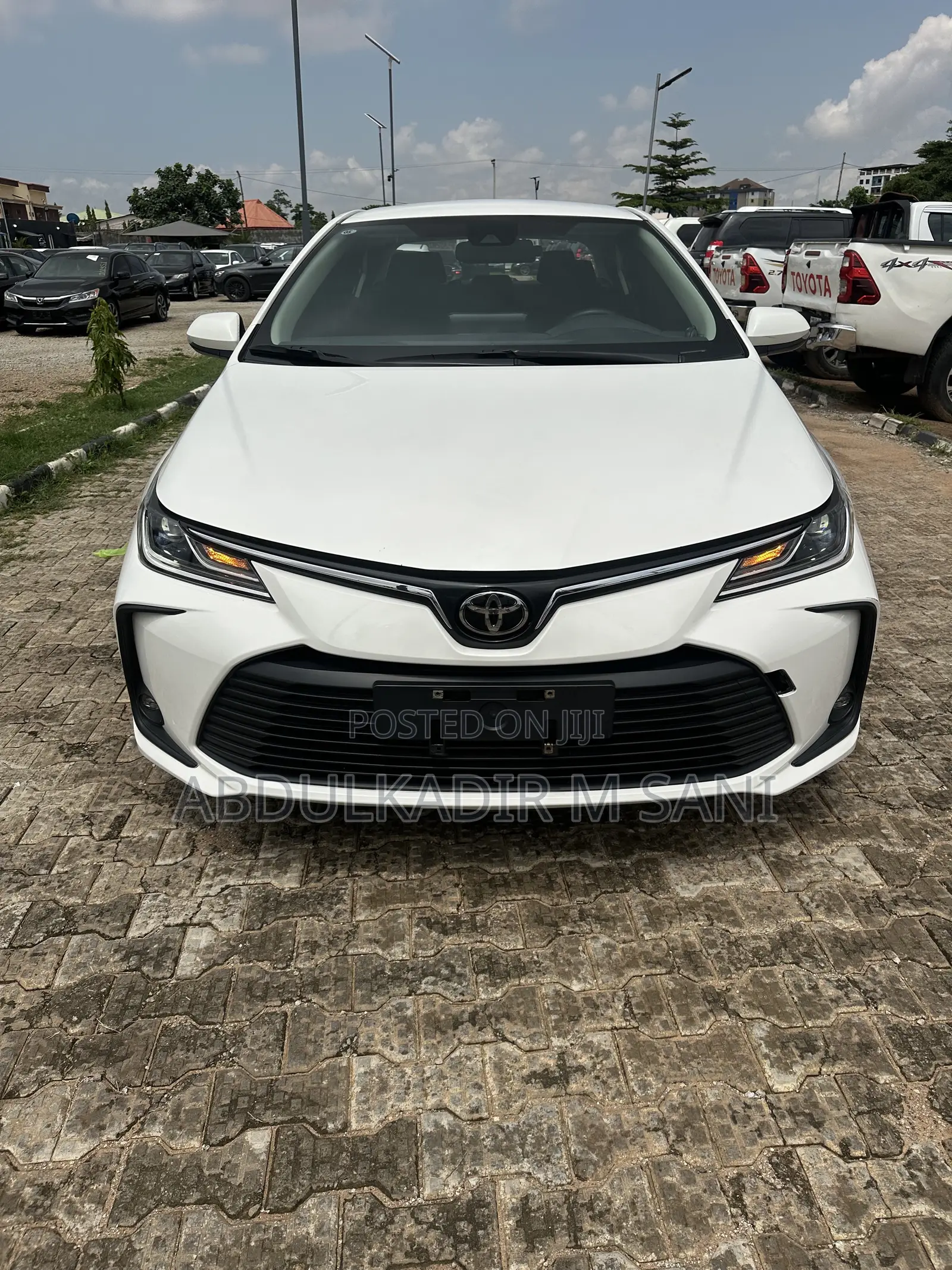 Toyota Corolla 2023 White