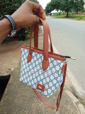 It's a Mini, Hand Bag