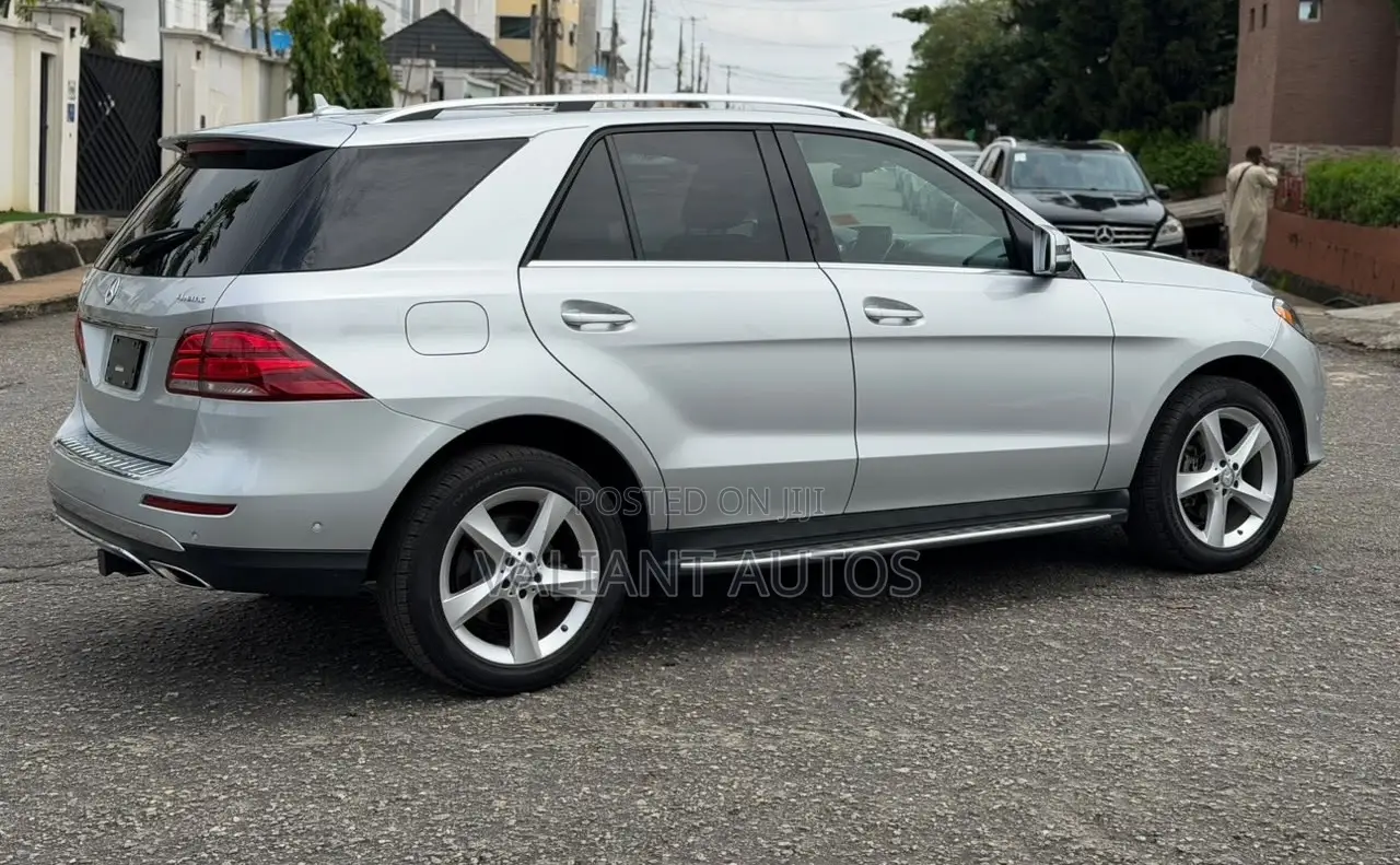 Mercedes-Benz GLE-Class 2017 Silver