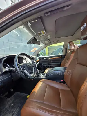 Toyota Highlander 2018 Brown