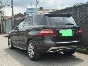 Mercedes-Benz GLK-Class 2014 Black