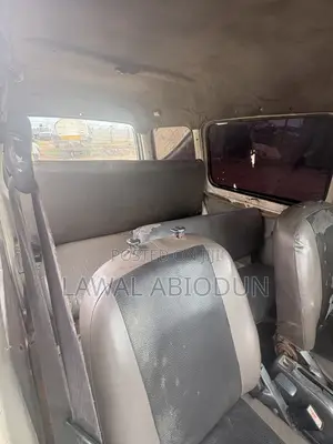 Suzuki APV Minibus 2000 White