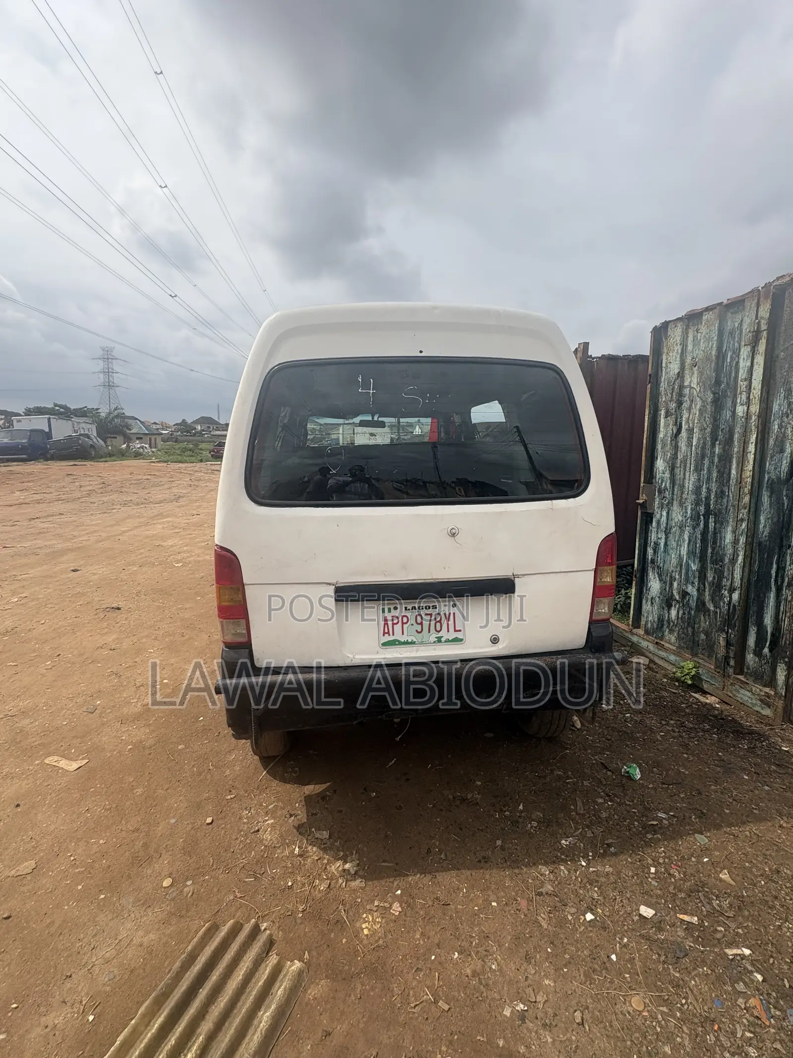 Suzuki APV Minibus 2000 White