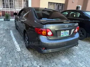 Toyota Corolla S 4dr Sedan (1.8L 4cyl 4A) 2010 Gray