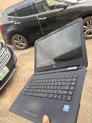 Laptop HP 4GB Intel SSD 128GB