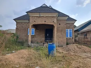 4bdrm Apartment in Oluwakemi, Abeokuta South for sale