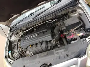 Toyota Corolla 2005 Silver