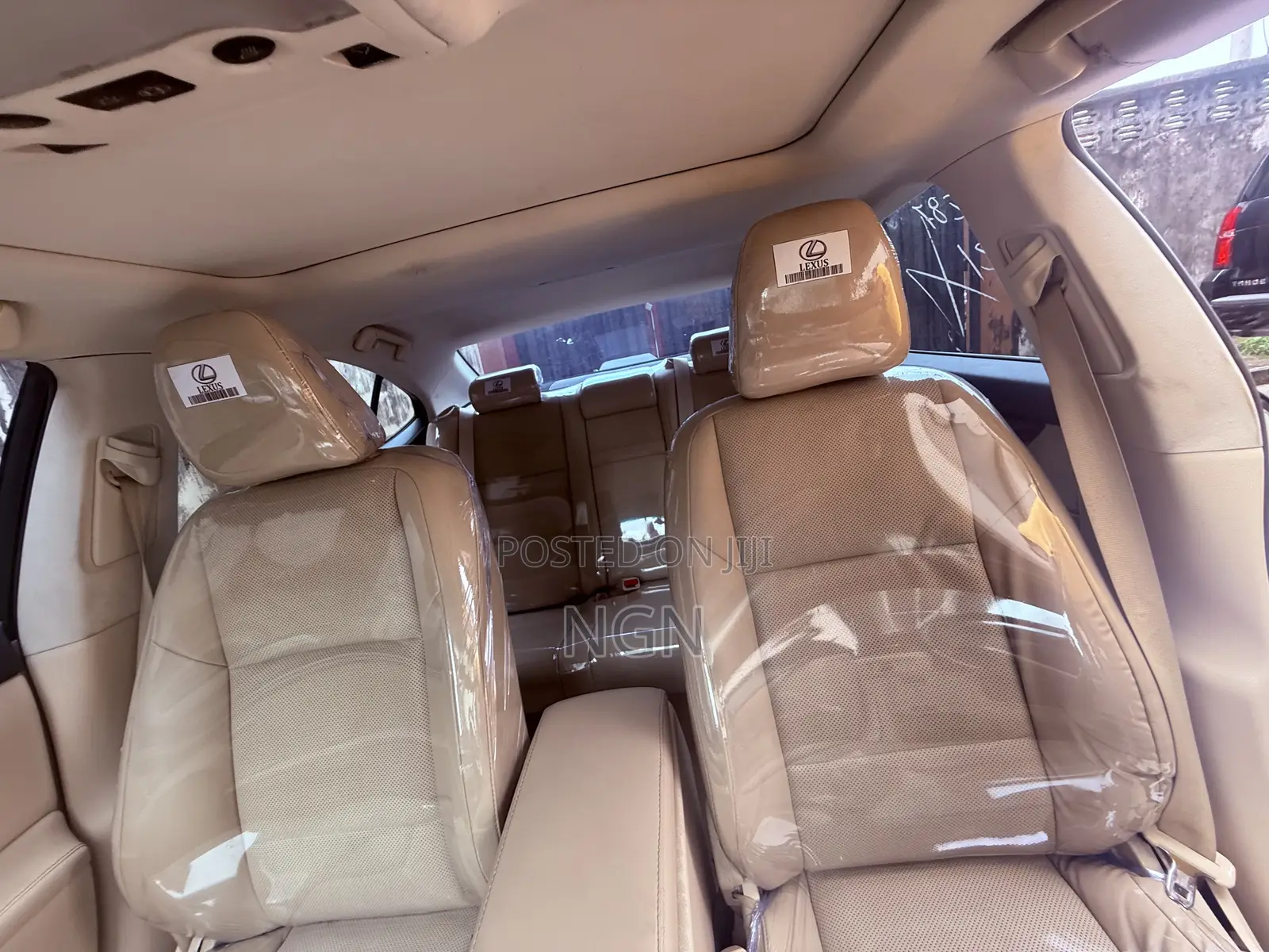 Lexus ES 350 FWD 2015 White