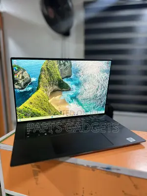 Laptop Dell Precision 5550 32GB Intel Core i7 SSD 512GB