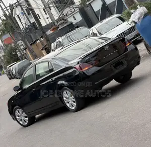 Toyota Avalon XL Sedan FWD (3.5L 6cyl 6A) 2009 Black