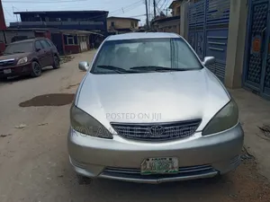Toyota Camry LE 2026 Silver