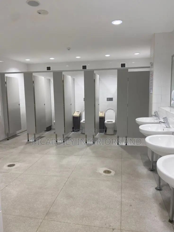 Toilet Cubicle
