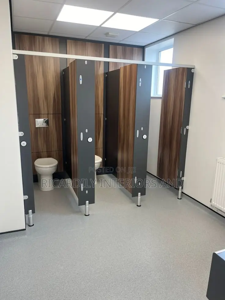 Toilet Cubicle