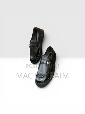 Doucal’s Leather Loafers