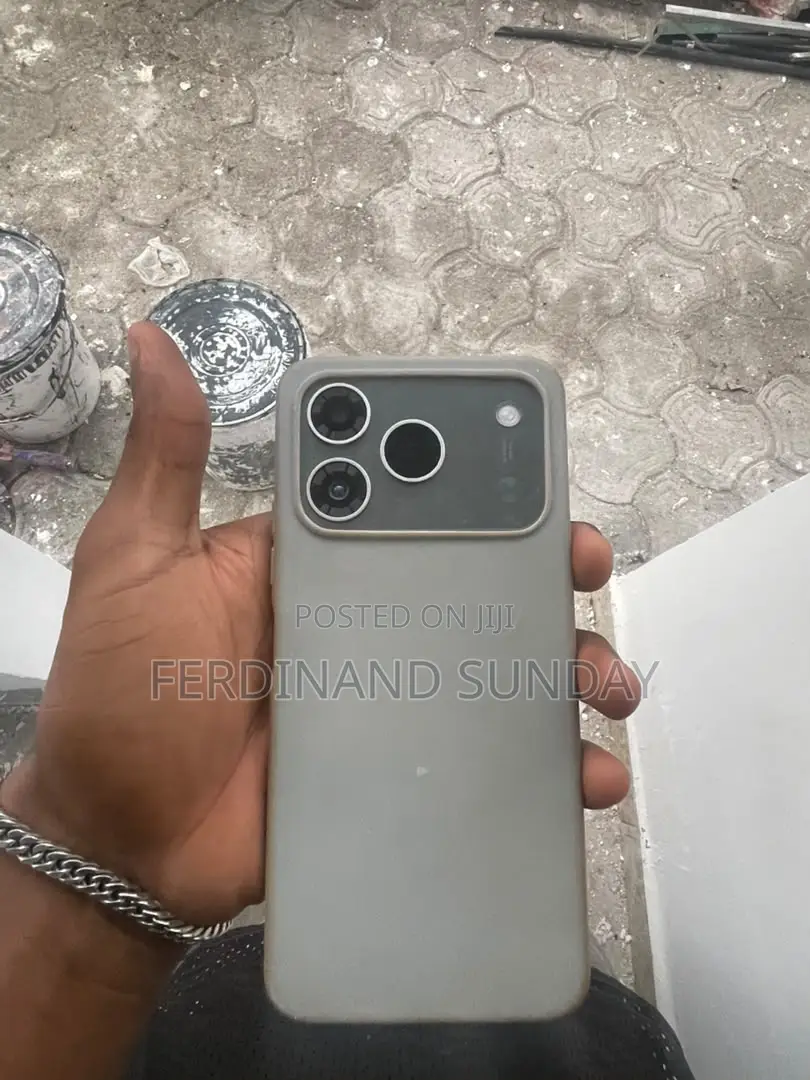 Tecno Spark 50 128 GB Gray