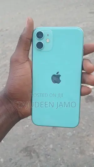 Apple iPhone 11 64 GB Green
