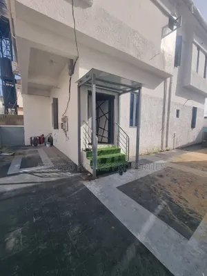 4bdrm Duplex in Thomas Estate for rent
