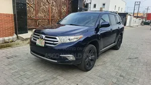 Toyota Highlander 3.5L 4WD 2013 Blue