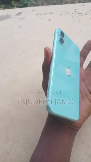 Apple iPhone 11 64 GB Green