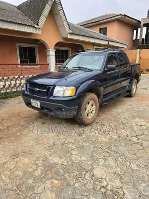 Ford Explorer 2003 Blue