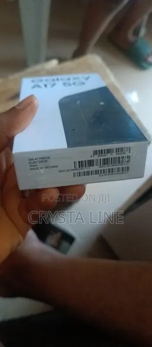 New Samsung Galaxy A17 5G 128 GB Black