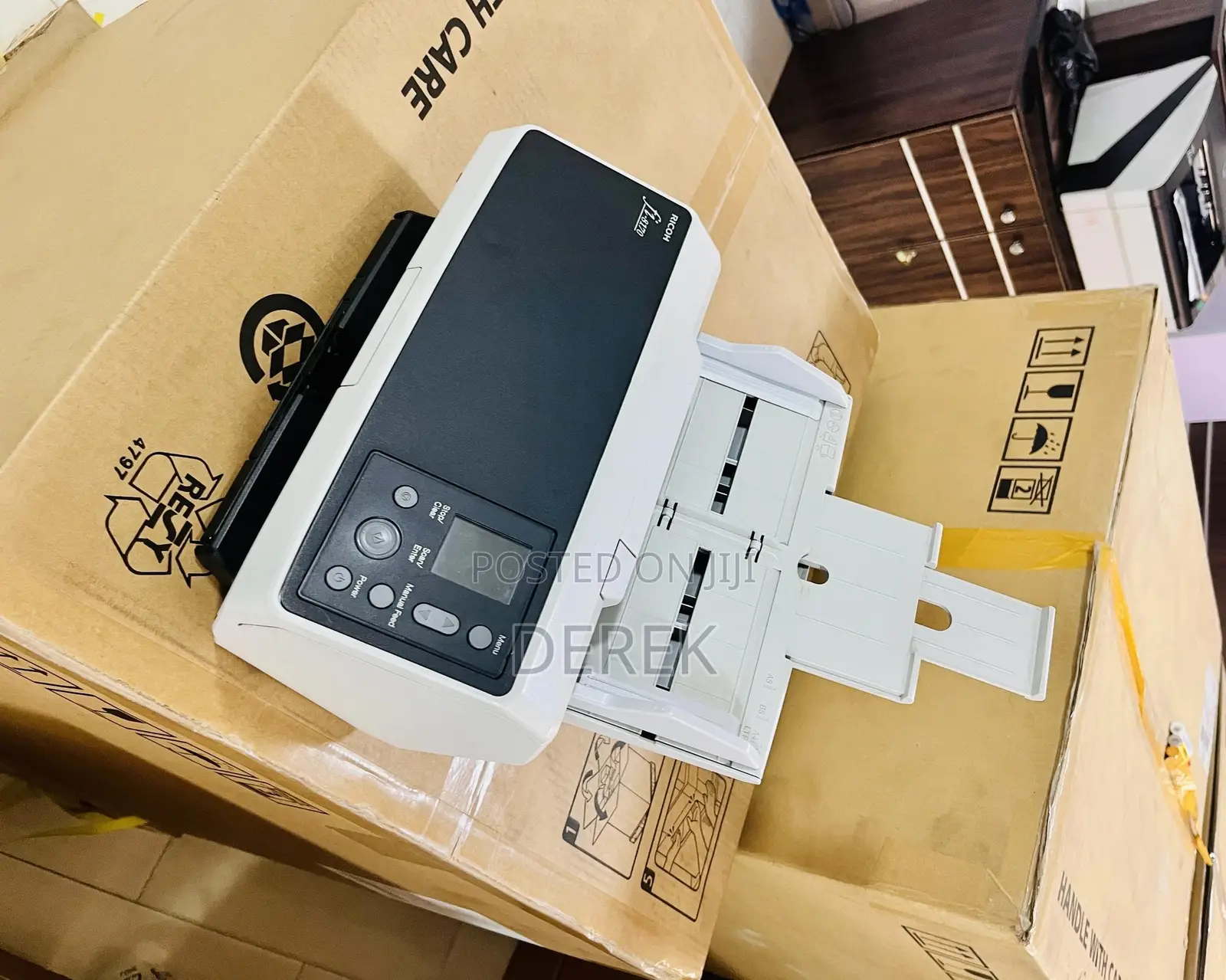 RICOH Fi-8170