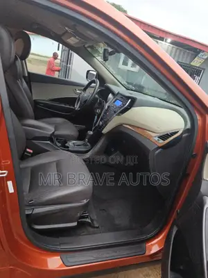 Hyundai Santa Fe 2013 Orange