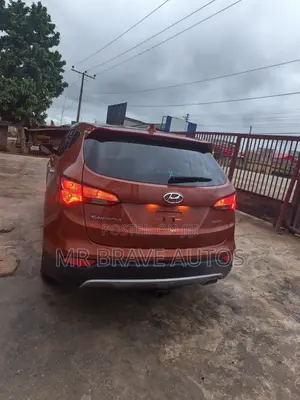 Hyundai Santa Fe 2013 Orange