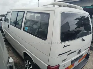 Volkswagen Transporter 2005 White